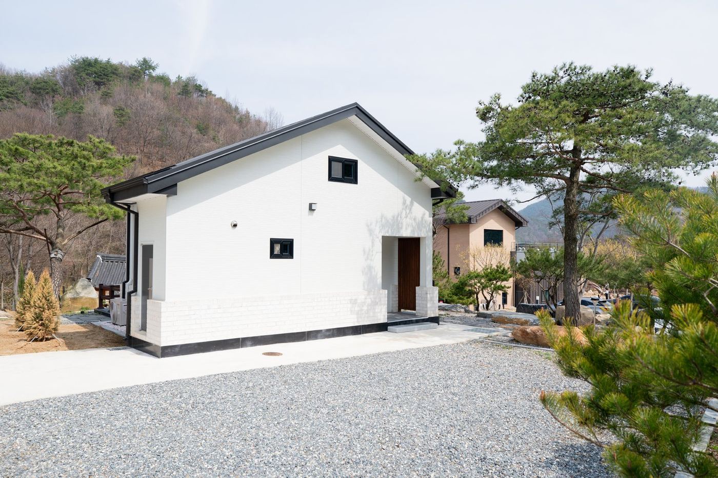 C동 건물 외관 정면